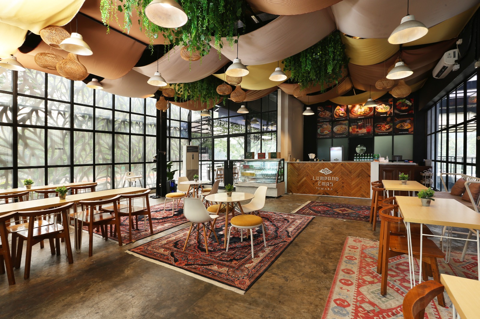 Lumpang Emas Bintaro Interior 1